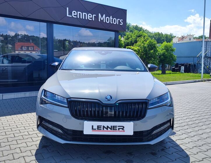 Škoda Superb 2