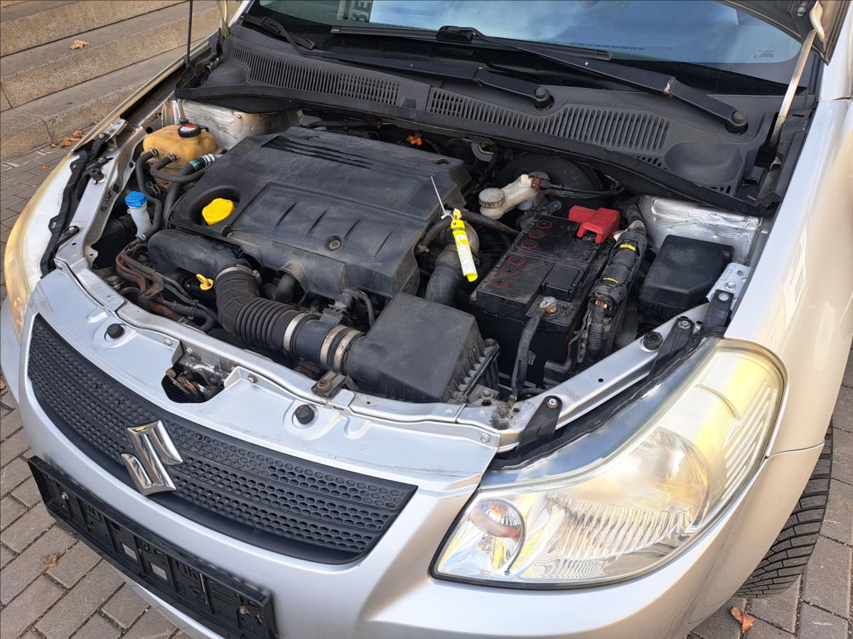 Suzuki SX4