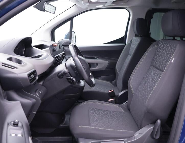 Peugeot Rifter 11