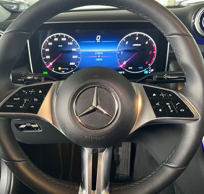 Mercedes-Benz GLC 13