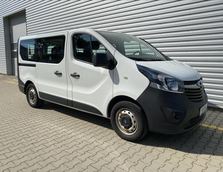 Opel Vivaro 25