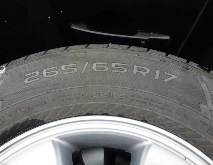 Toyota Land Cruiser 57