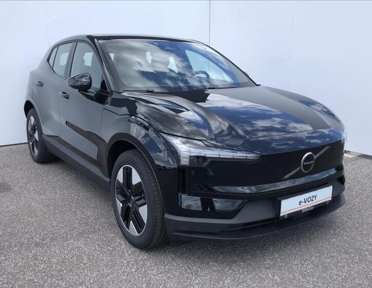 Volvo EX30 7