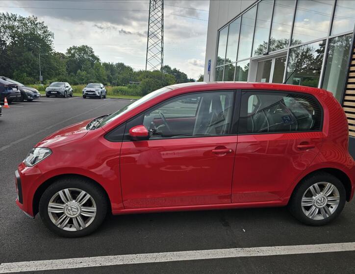 Volkswagen up! 4