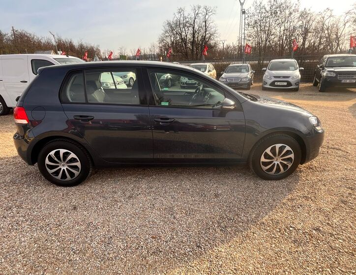 Volkswagen Golf 8
