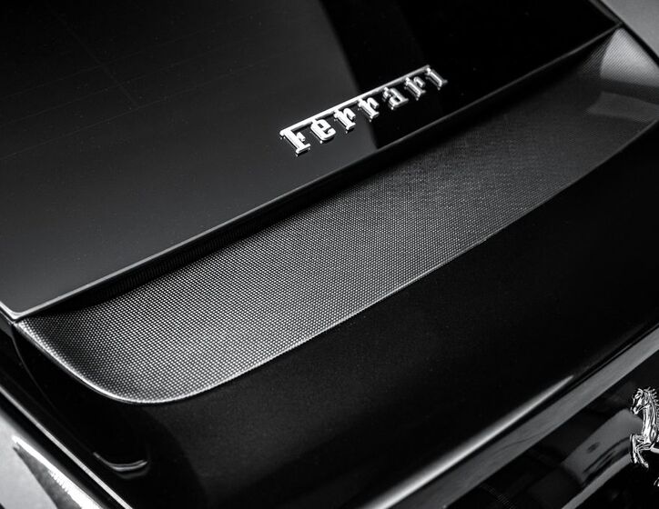 Ferrari 812 25