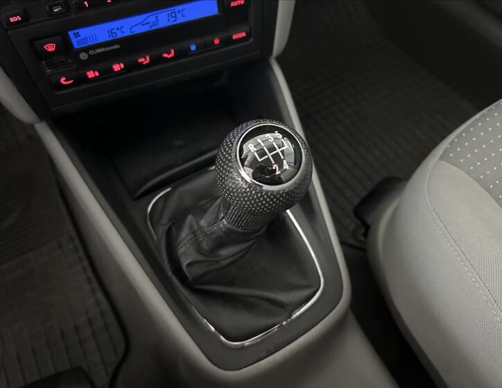 Volkswagen Golf 15