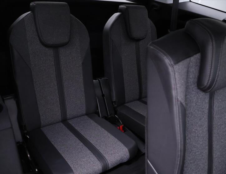 Peugeot 5008 18