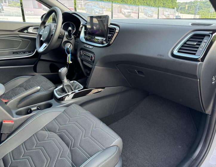 KIA Ceed 31