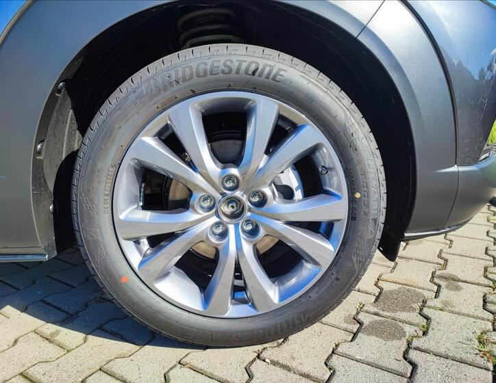 Mazda CX-30 11