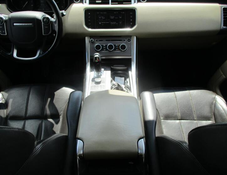 Land Rover Range Rover Sport 13