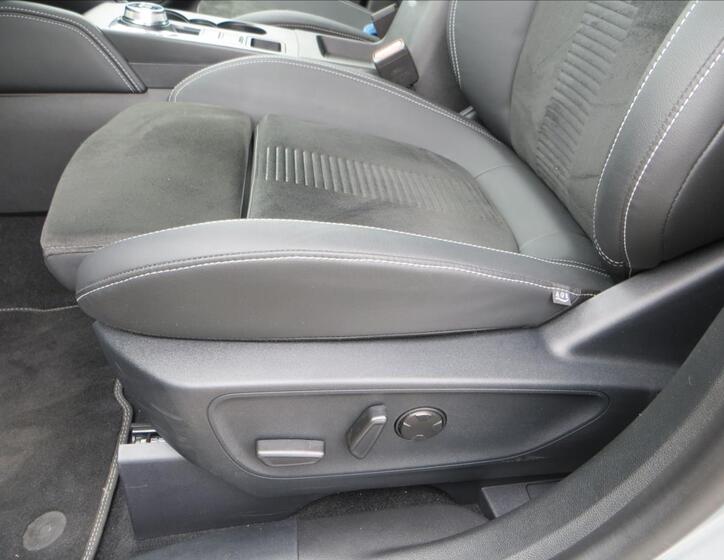 Ford Kuga 13