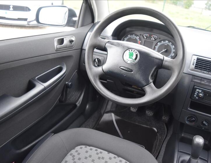 Škoda Fabia 30