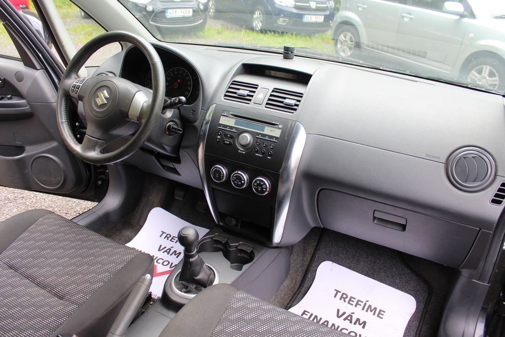 Suzuki SX4