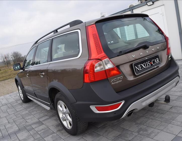 Volvo XC70 7