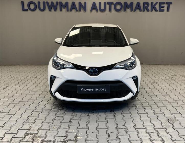 Toyota C-HR 4