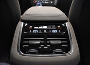 Volvo XC90 38