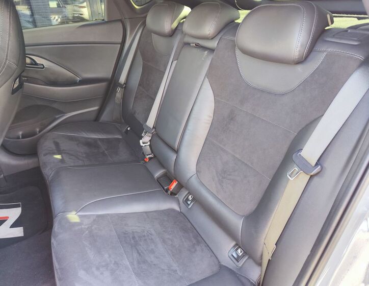 Hyundai i30 12