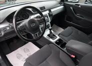 Volkswagen Passat 9