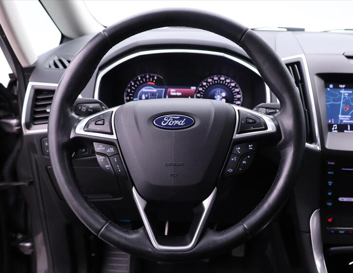 Ford Galaxy 22