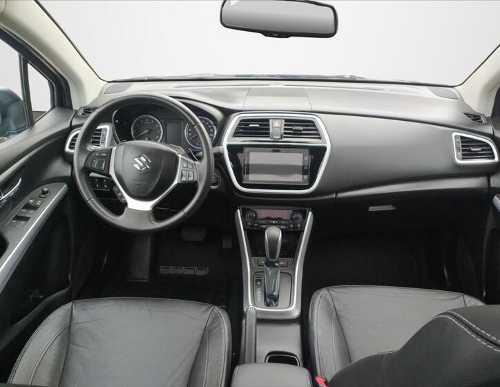 Suzuki SX4 S-Cross 9