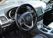Jeep Grand Cherokee 12