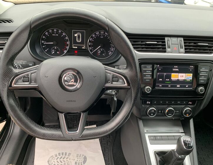 Škoda Octavia 12