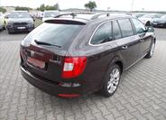 Škoda Superb 11