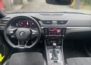 Škoda Superb 9