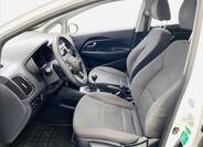 KIA Rio 5