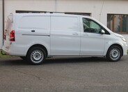 Mercedes-Benz Vito 4