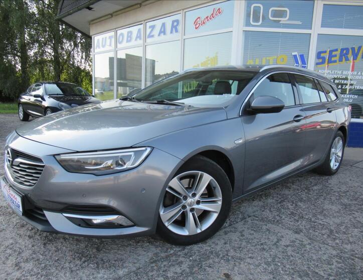 Opel Insignia 1