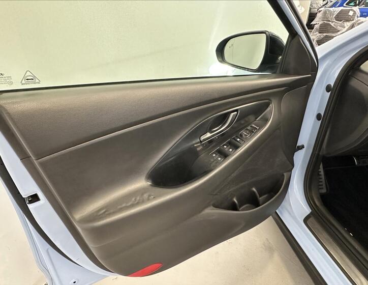 Hyundai i30 28