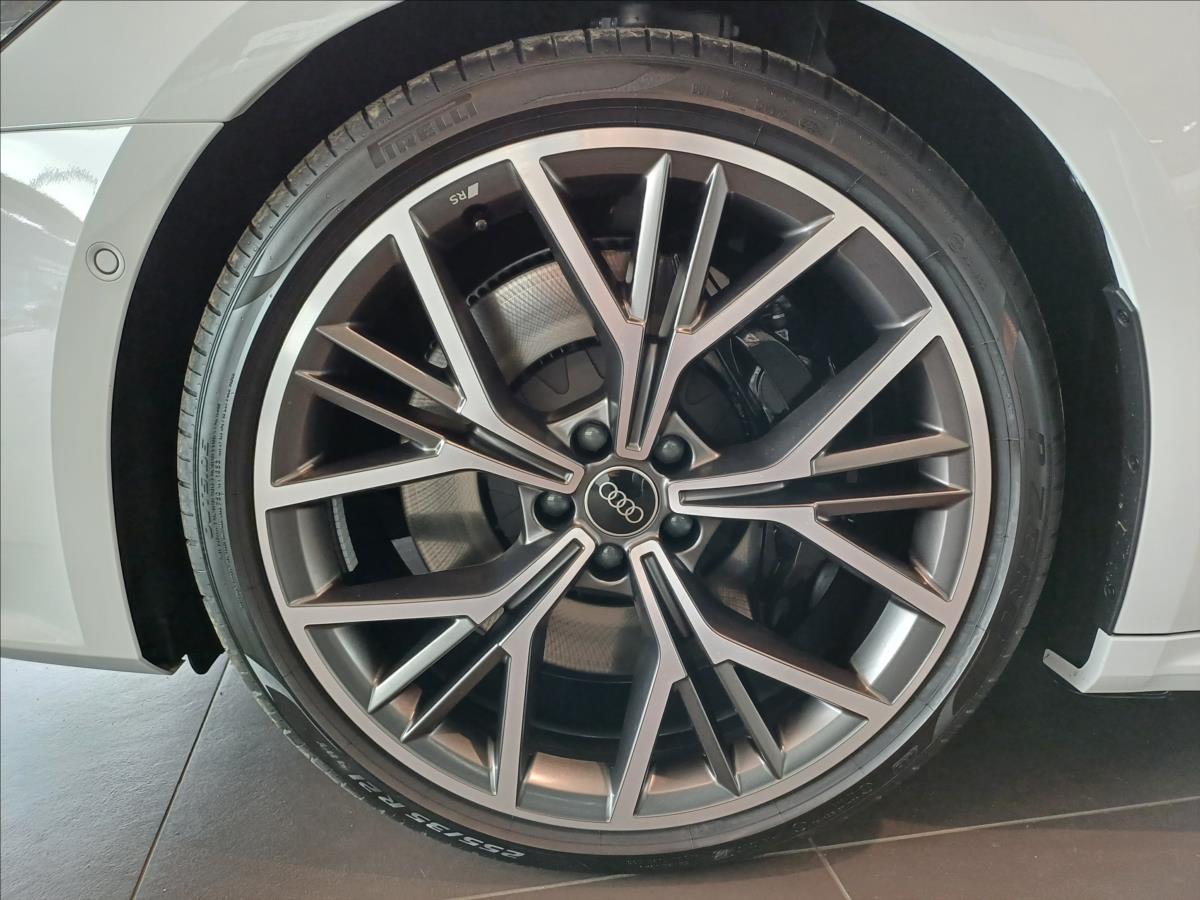 Audi S7