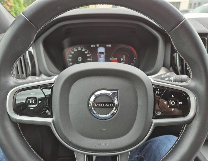 Volvo XC60 19