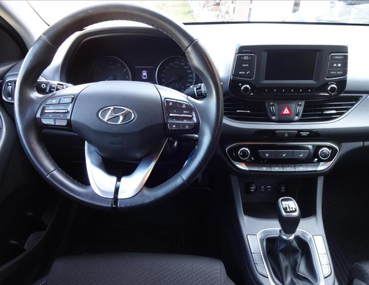 Hyundai i30 33