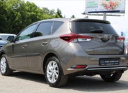 Toyota Auris 7