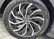 Volkswagen Golf 17