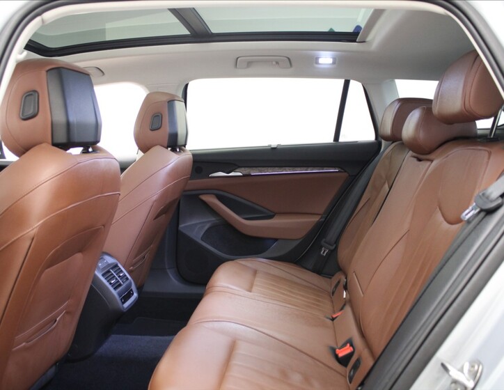 Škoda Superb 6