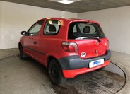 Toyota Yaris 5