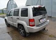 Jeep Cherokee 6