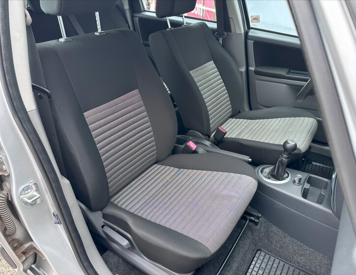 Suzuki SX4 13