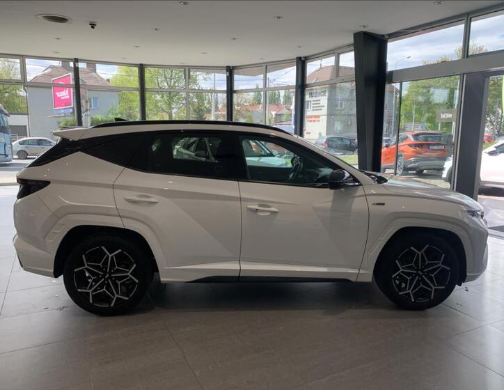 Hyundai Tucson 4