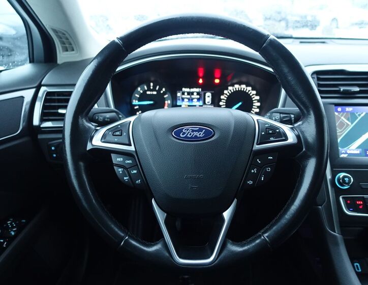 Ford Mondeo 9