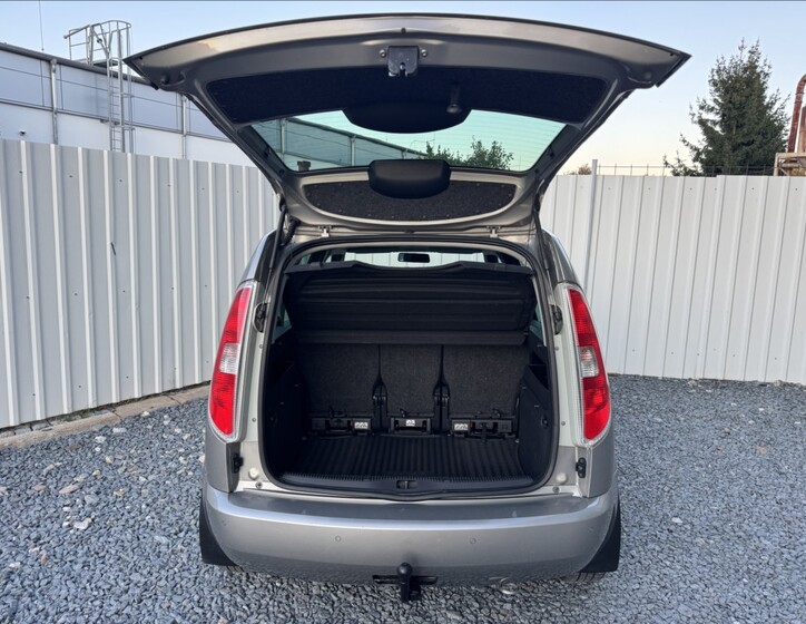 Škoda Roomster 12