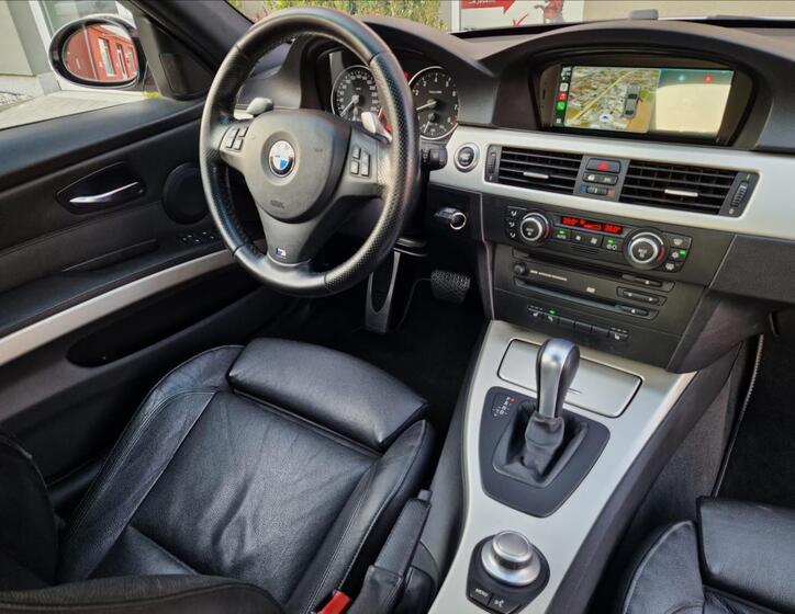 BMW Řada 3 32