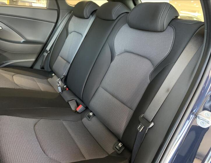 Hyundai i30 13