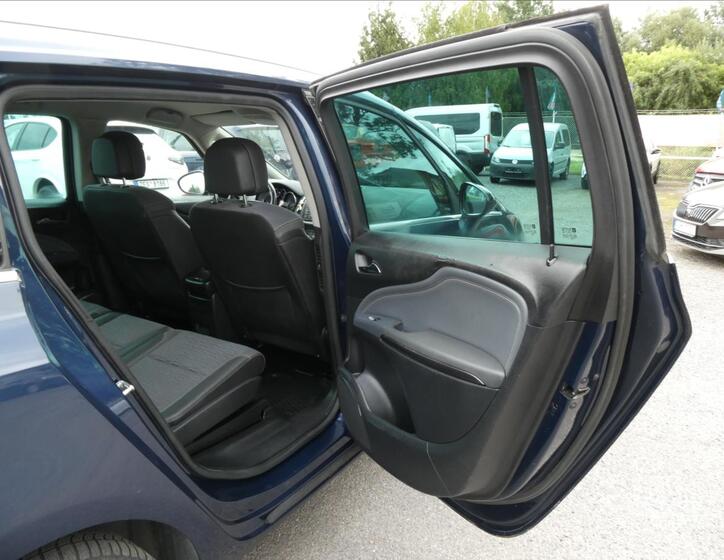 Opel Zafira 19