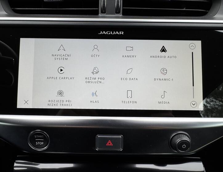 Jaguar I-Pace 30