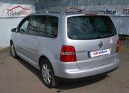 Volkswagen Touran 6